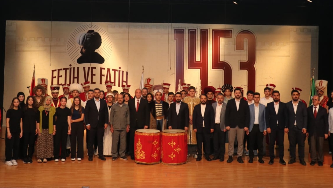 BAŞAKŞEHİR'DE TARİHİ COŞKU: İSTANBUL'UN FETHİ'NİN 572. YILI COŞKUYLA KUTLANDI